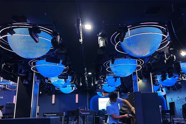 Innovative LED globe lighting in a modern event venue at TriVision Studios, showcasing advanced audiovisual technology for immersive experiences.