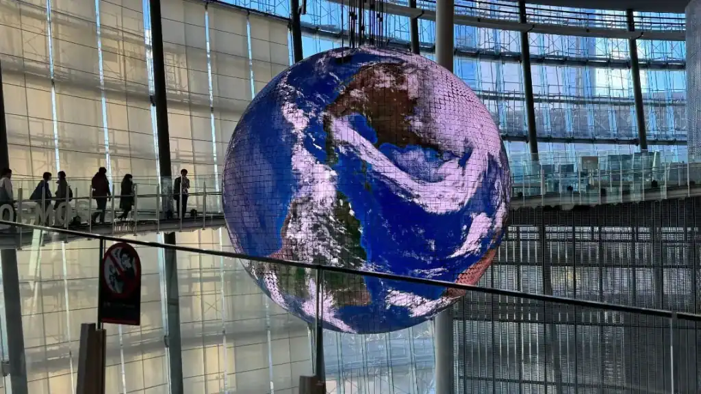 Vivid digital globe display at TriVision Studios showcasing global technology and innovative visual solutions.